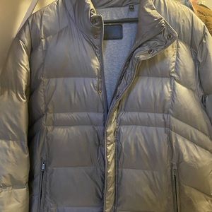 TUMI MEN’s packable puffer jacket